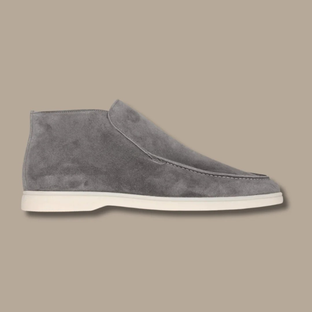 Suede Loafers – Refined Minimalist Everyday Style