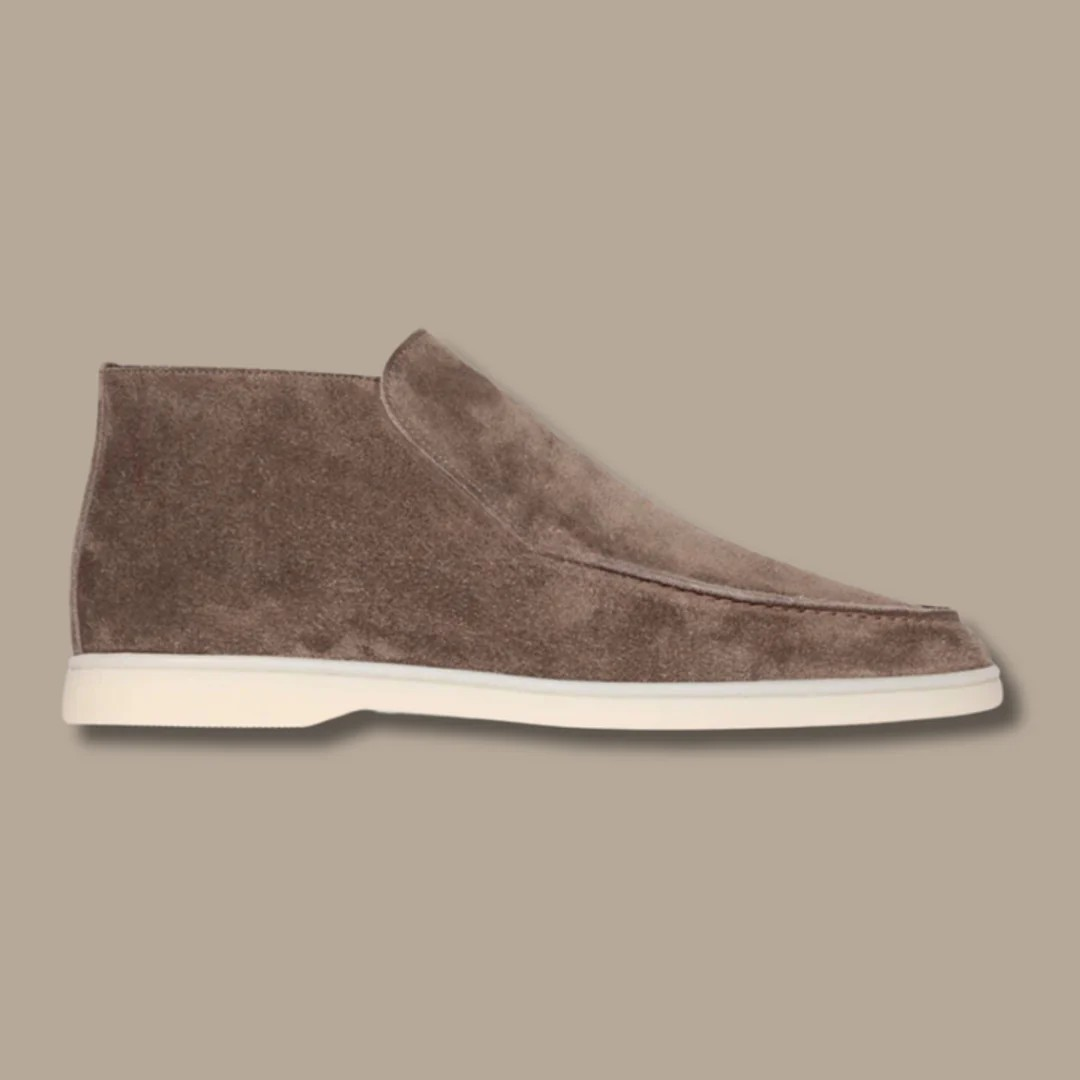 Suede Loafers – Refined Minimalist Everyday Style