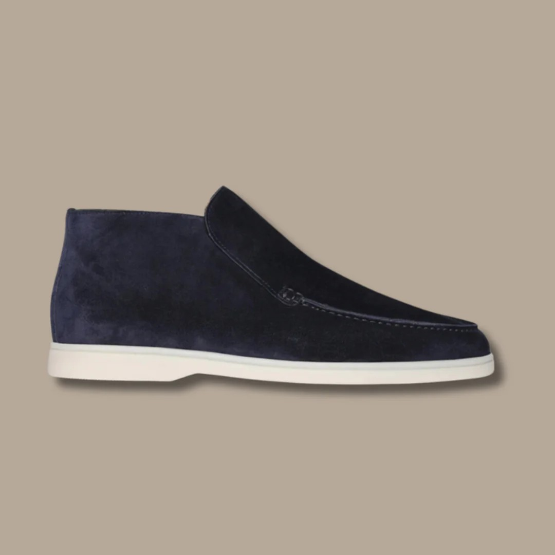 Suede Loafers – Refined Minimalist Everyday Style