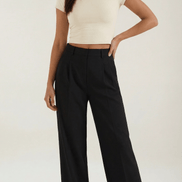 Womens Straight Leg Trousers – Relaxed Pleated Everyday Style