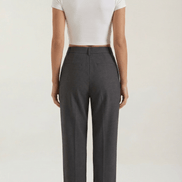 Womens Straight Leg Trousers – Relaxed Pleated Everyday Style