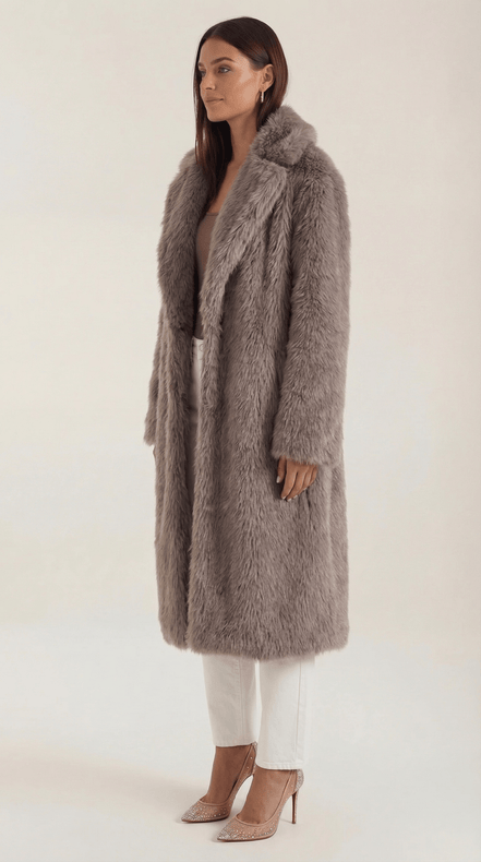 Womens Long Statement Coat – Elegant Minimalist Everyday Style