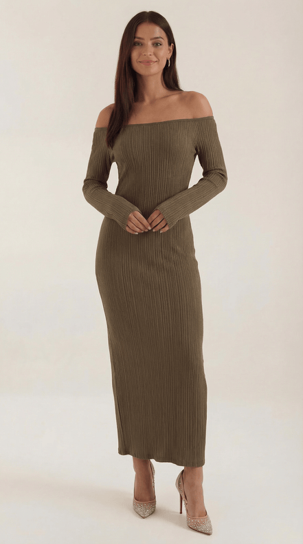 Womens Off Shoulder Maxi Dress – Elegant Ribbed Statement Style